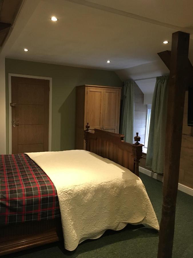 The Kings Arms Bed & Breakfast มิดซอเมอร์นอร์ตัน ภายนอก รูปภาพ