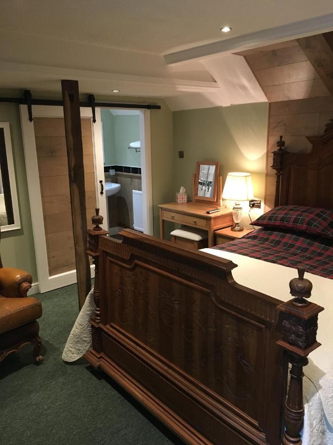 The Kings Arms Bed & Breakfast มิดซอเมอร์นอร์ตัน ภายนอก รูปภาพ